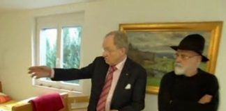 Terry Pratchett: Choosing To Die