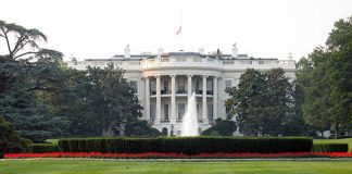 Americas Book of Secrets: The White House