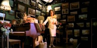 Darling! The Pieter-Dirk Uys Story