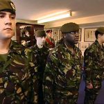 Guarding The Queen – Episode 02